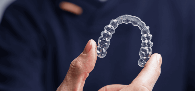 Invisalign Express: Ortodoncia Invisible Y Su Precio | Ferrus&Bratos